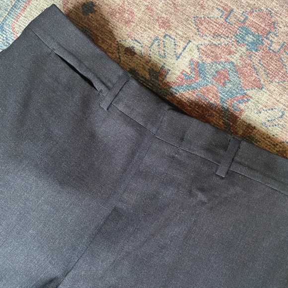 Brooks Brother’s Two Piece Suit - Dark Gray 100% Wool. - Picture 9 of 11